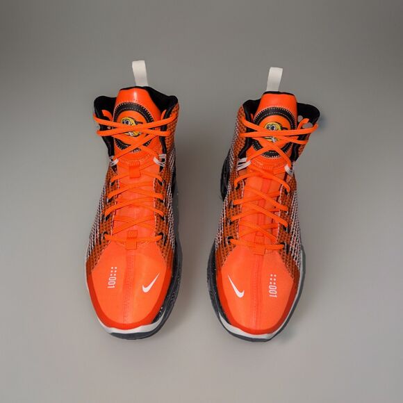 Athletic_Shoes